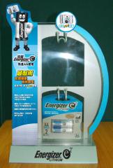 零售陳列藝術 展柜展架的設計、制作與商品零售貿易的融合之道